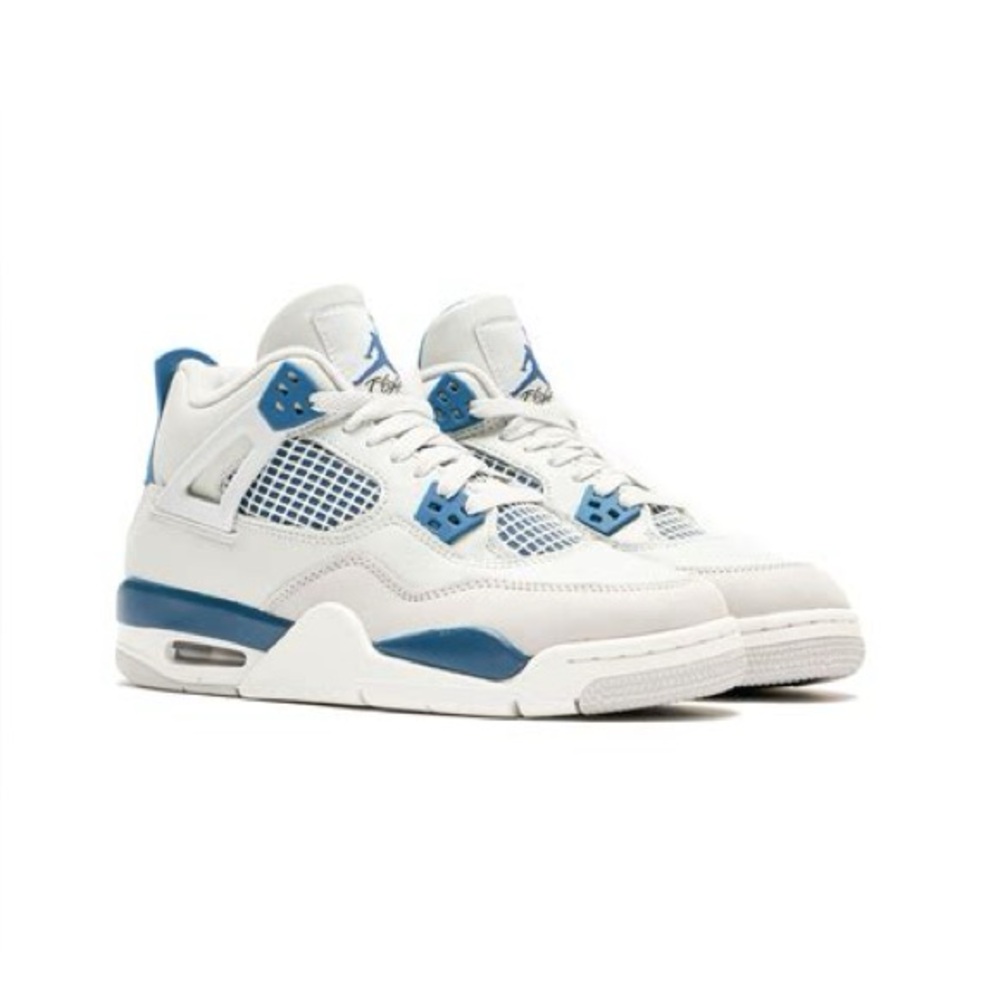 Jordan Sneakers in Blue and White